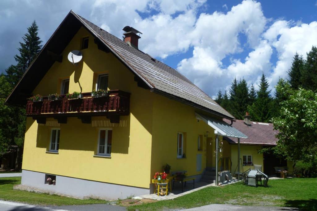 Gemuetliches Ferienhaus Am Waldrand Tröpolach Eksteriør bilde